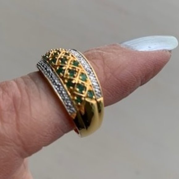 Emerald Simulated Stone Band Ring, 14K Gold Plated Band, Size 6-1/2 - Picture 3 of 4